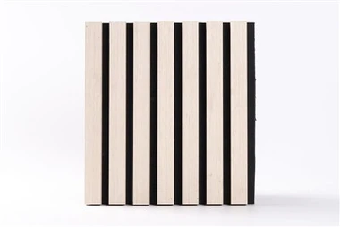 Panel ścienny akustyczny z listwami z forniru MDF